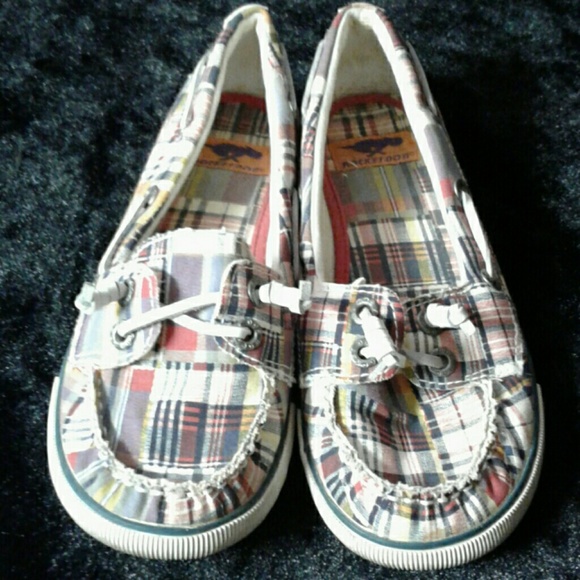 rocket dog boat shoes