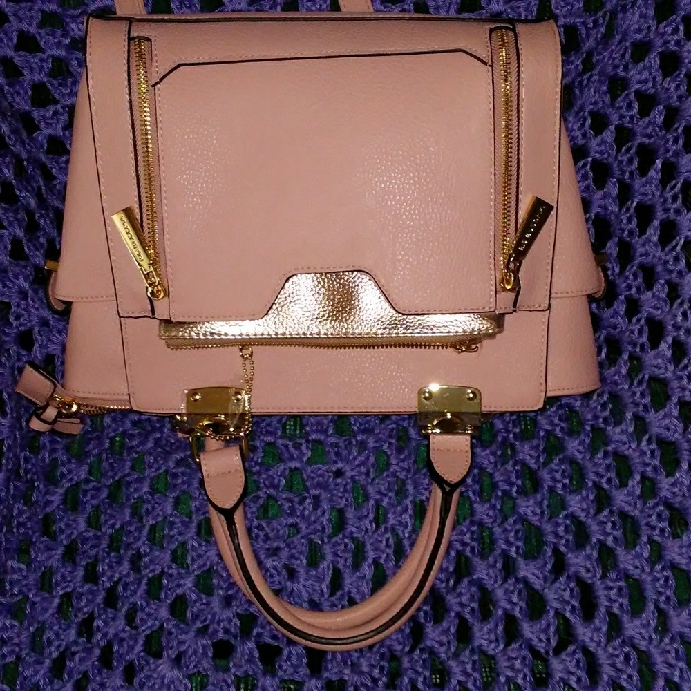 Shoulder bag