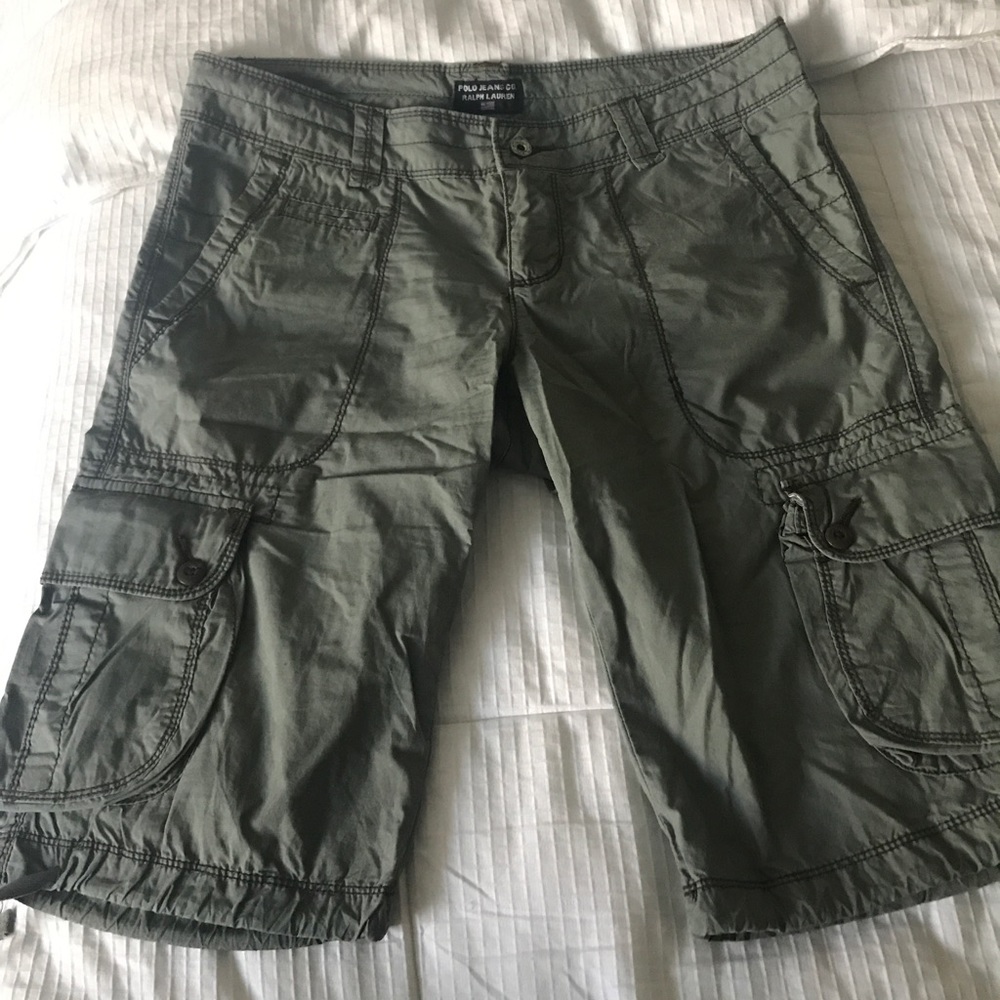 Shorts - Picture 2 of 4