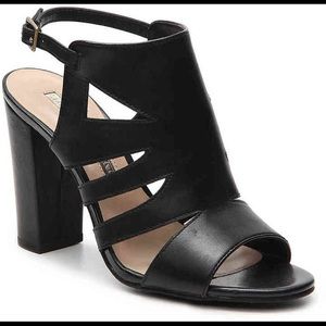 Black Leather Sandal Peep toe & Block Heel Sz 7