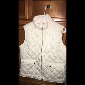 white/off white bubble vest! NEVER BEEN WORN!