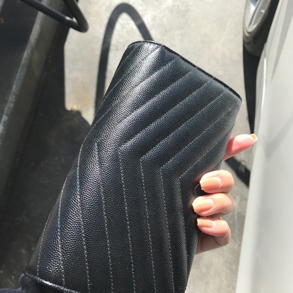 YSL Wallet - Picture 4 of 5