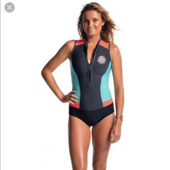 NWT. G-Bomb Capsleeve Bikini Cut Wetsuit - 1 AVAIL - Picture 4 of 4