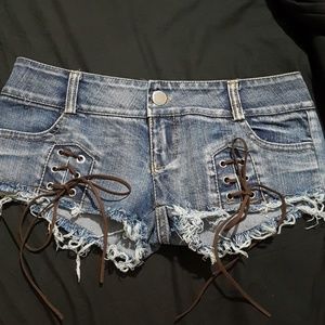 Cute daisy duke short shorts