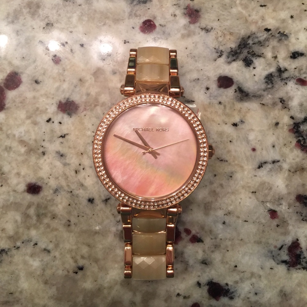 mk watch