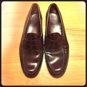 Bass Penny Loafers. Size 11. Virtually Unworn.