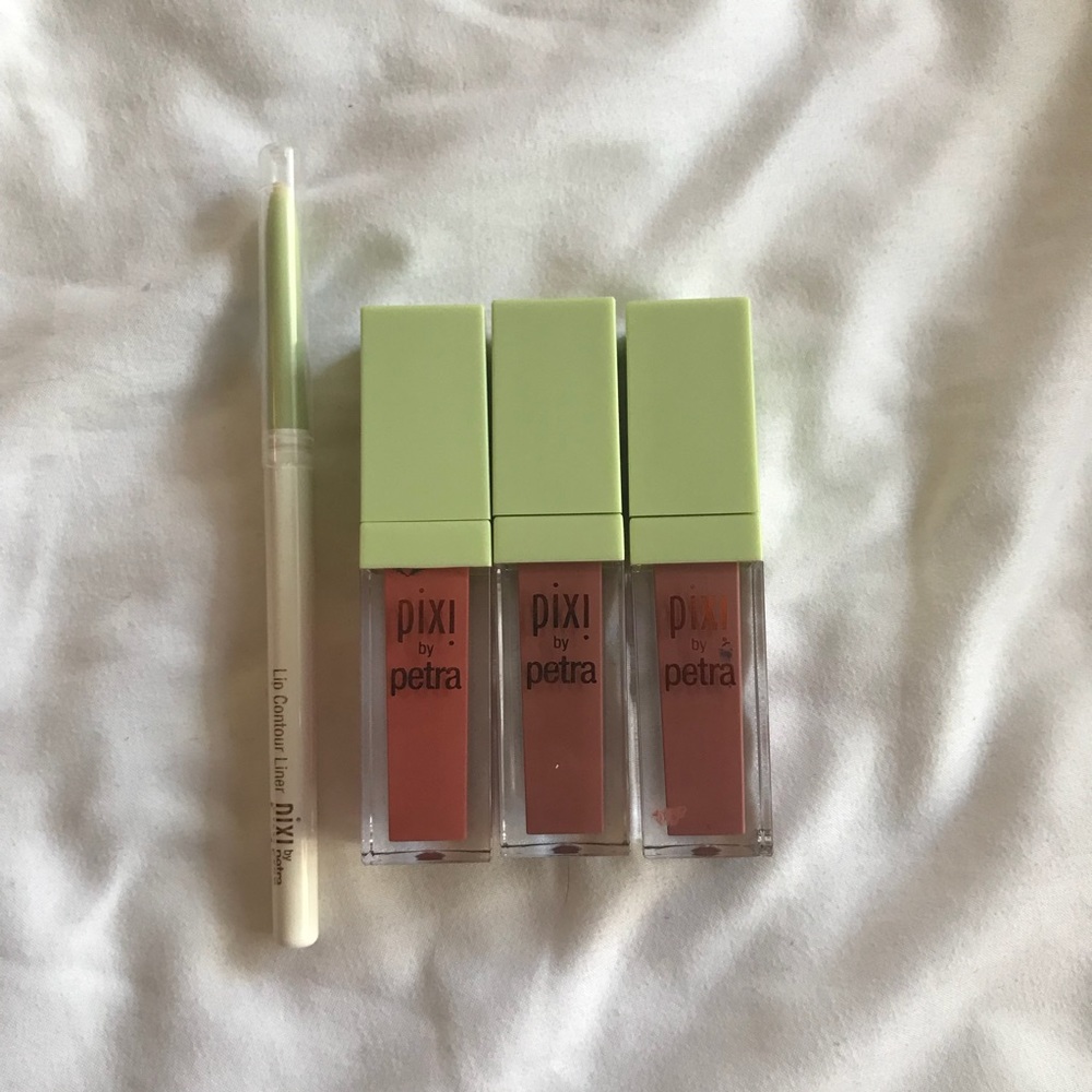 Lip liner & Liquid Lipsticks