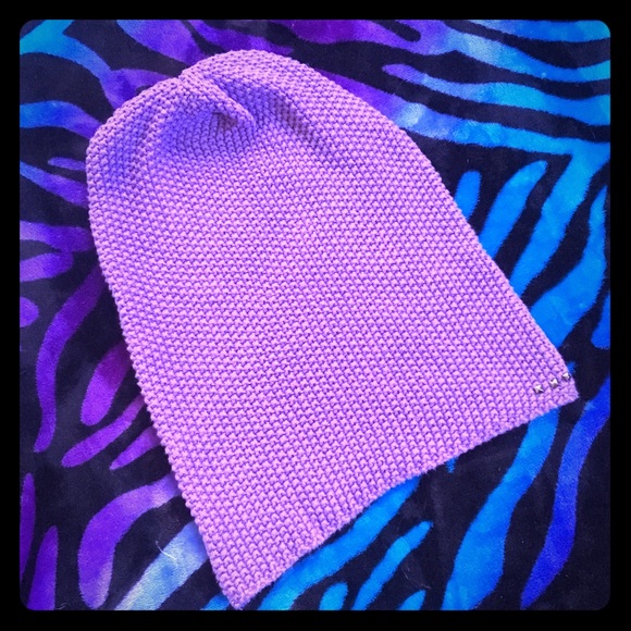 Beanie w/ Studs - Picture 1 of 3