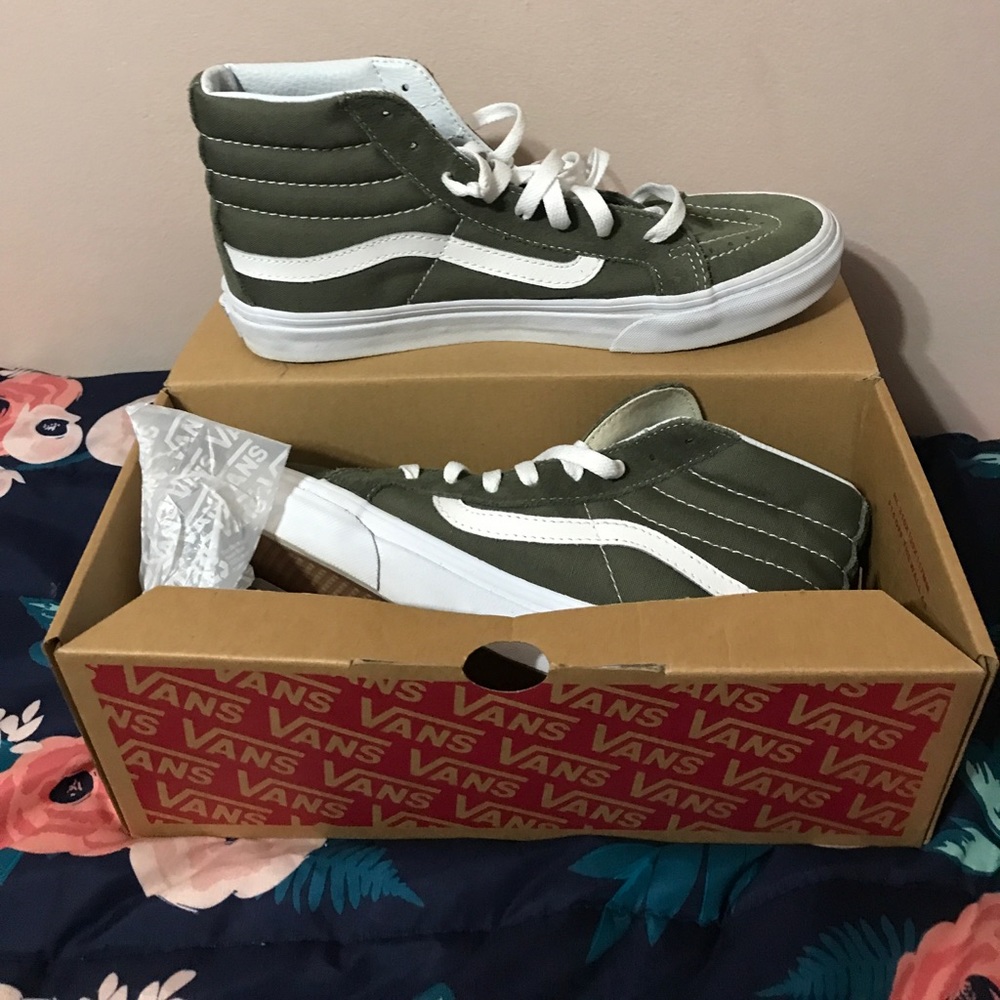 Olive green vans NWOT