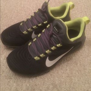 Nike Shoes - Size 8