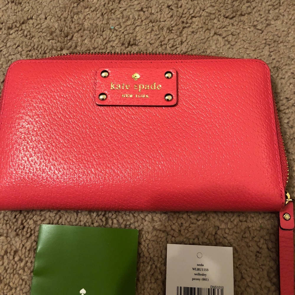Kate Spade Hot Pink Wallet