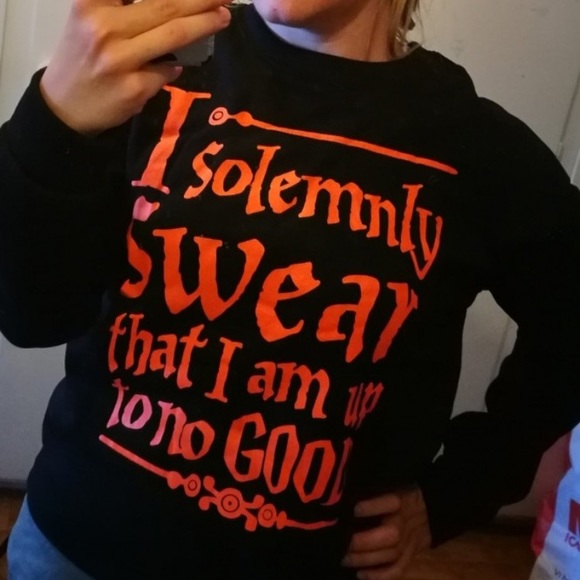 Harry Potter Sweatshirt - Picture 6 of 7