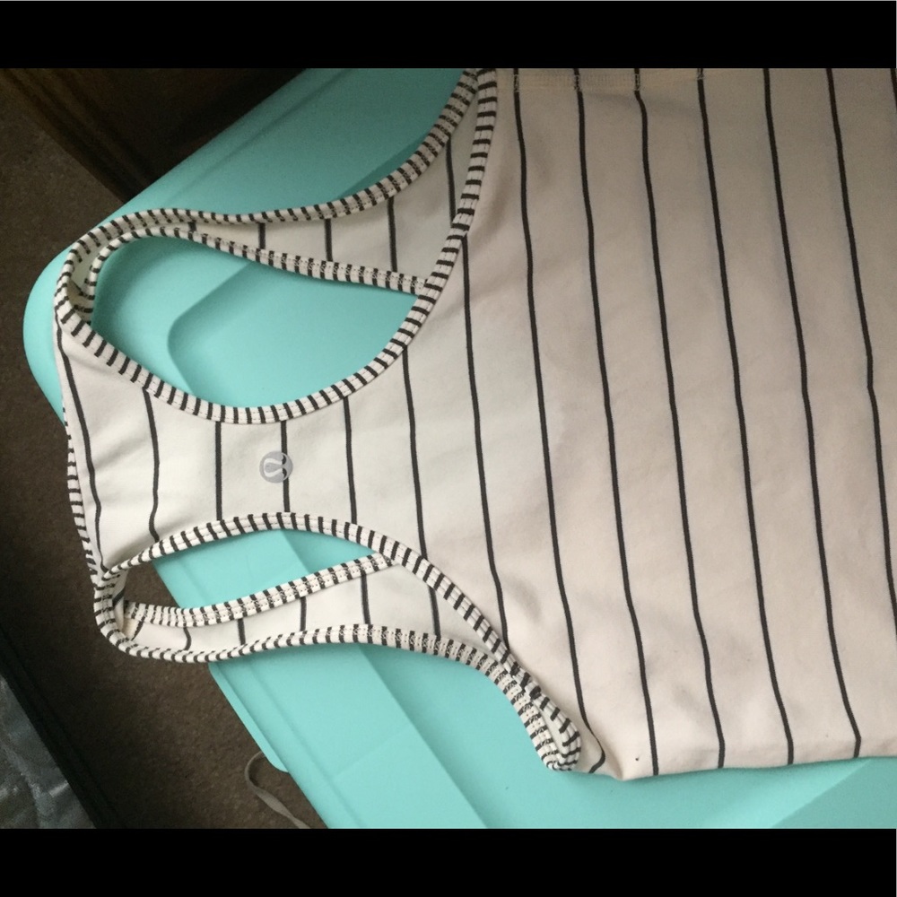 White striped Lululemon tanktop