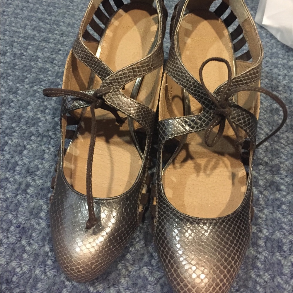 Ladies top shop heels