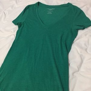 Green American Eagle Favorite V Neck Tee