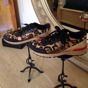 Sam Edelman Leopard print sneakers