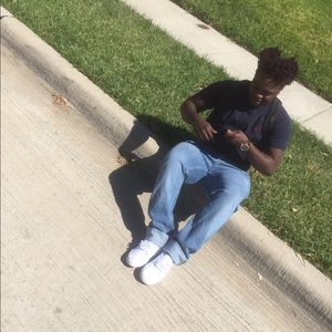 Meet your Posher, Devonte