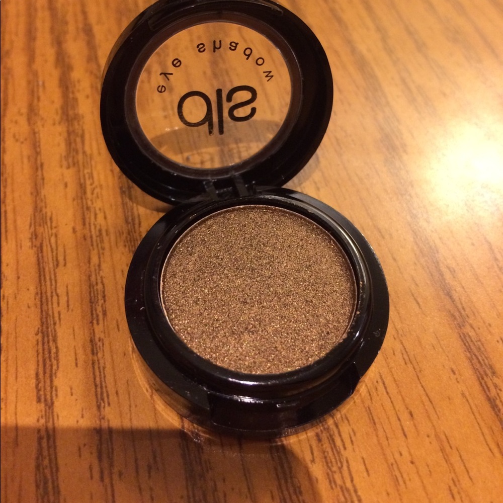 DIRTY LITTLE SECRET eyeshadow