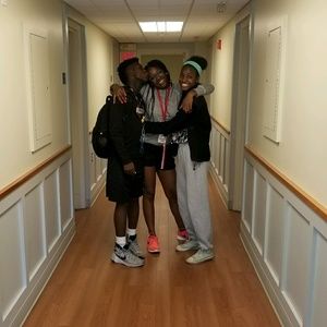 Meet your Posher, Nykia