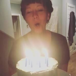 Meet your Posher, Sarah beth