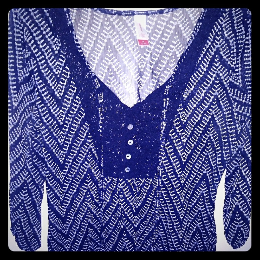 Blk/Wht Blouse Qtr Length Sleeves