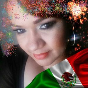 Meet your Posher, Claudia