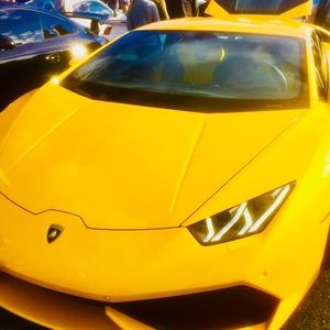 Meet your Posher, Ali