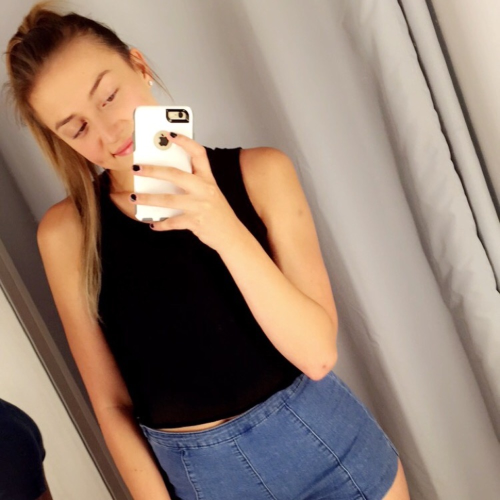 black h&m tank top