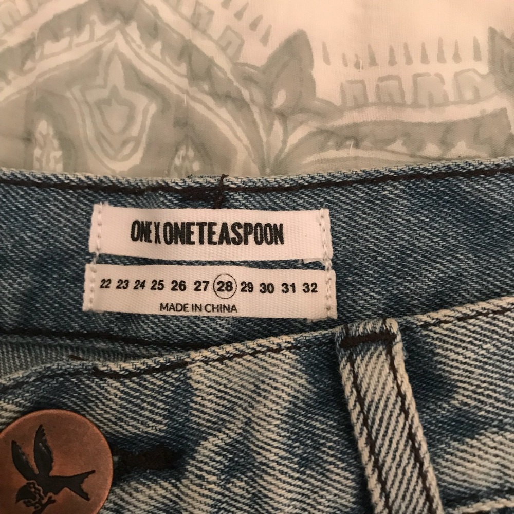One teaspoon Shorts - Picture 3 of 3