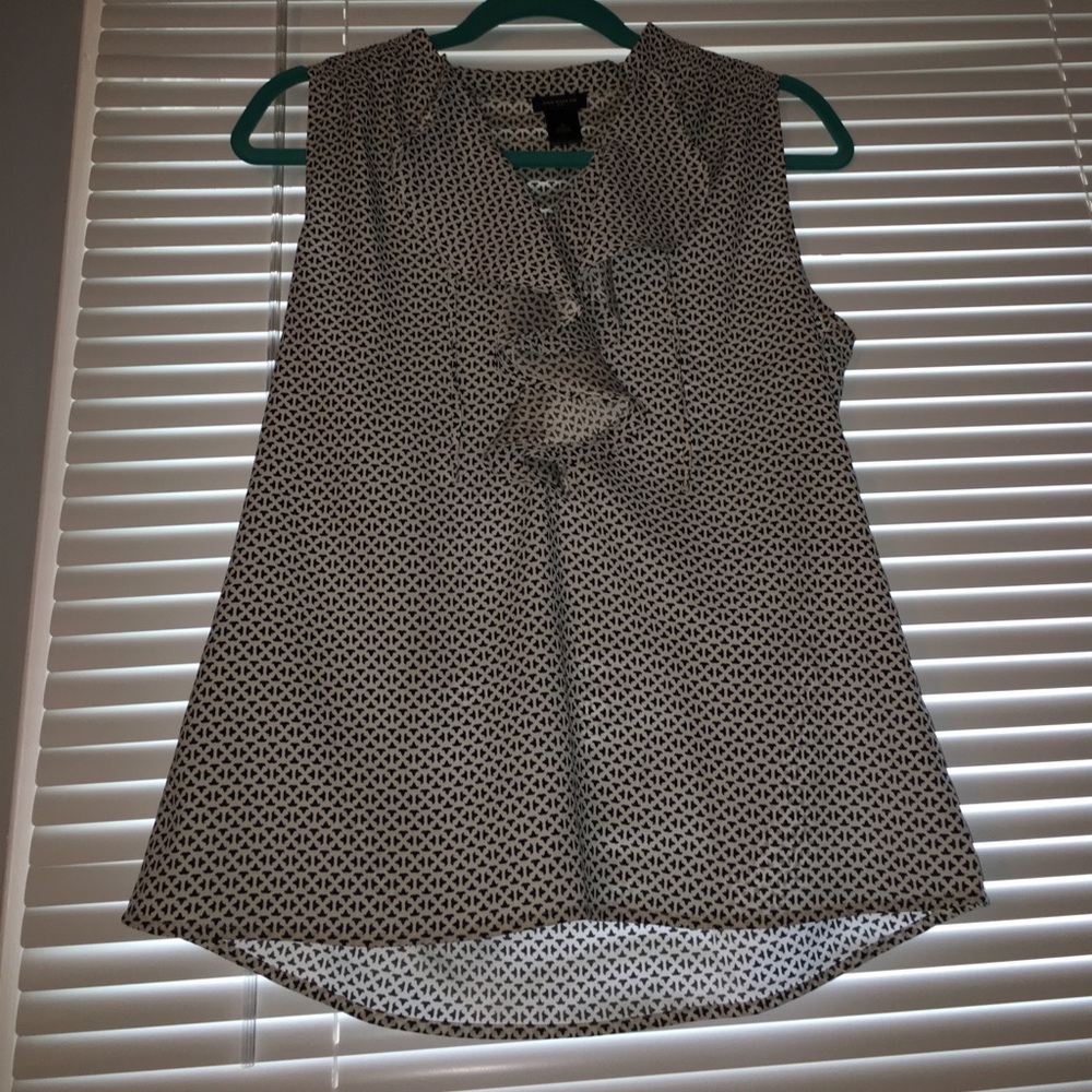 XS black and white Ann Taylor tank top blouse