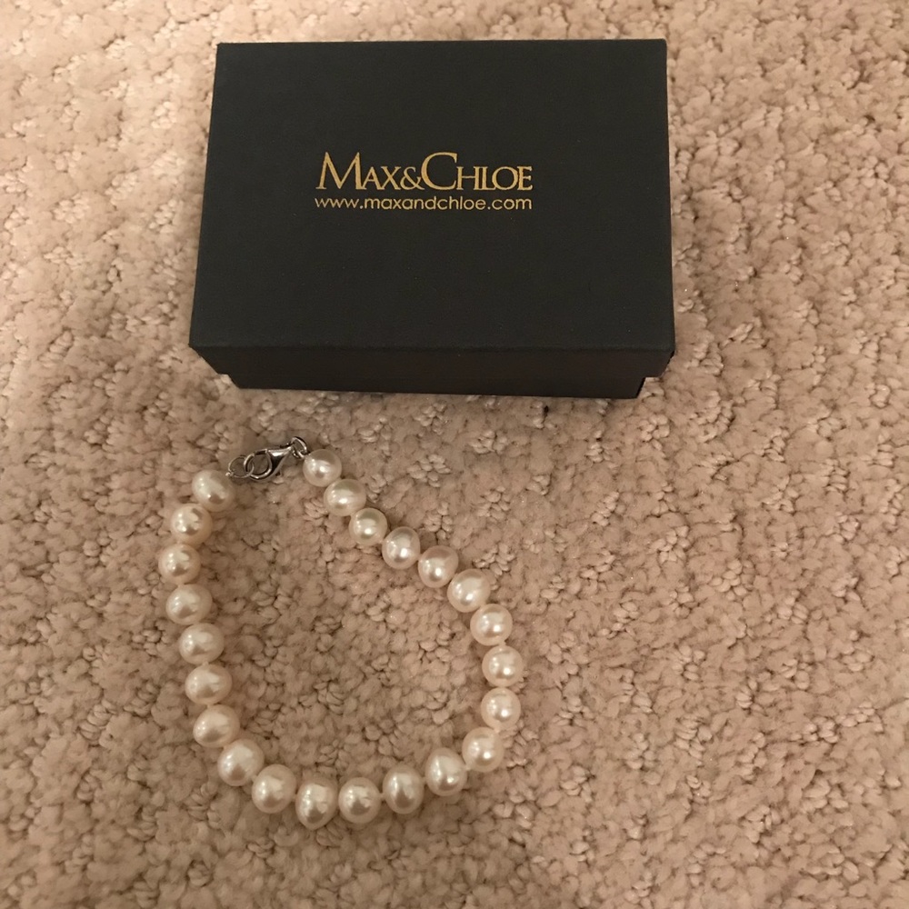Pearl Bracelet