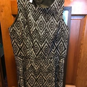 Cute Black/White Dress