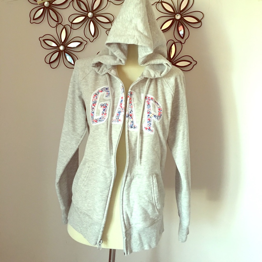 GAP zip up sweatshirt with hood