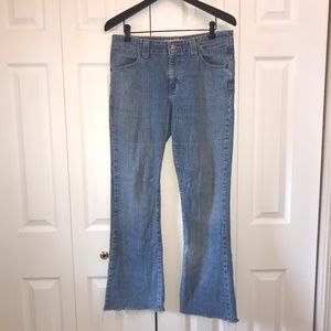 Levi's 525 Jeans Nouveau Low Boot Cut sz 8