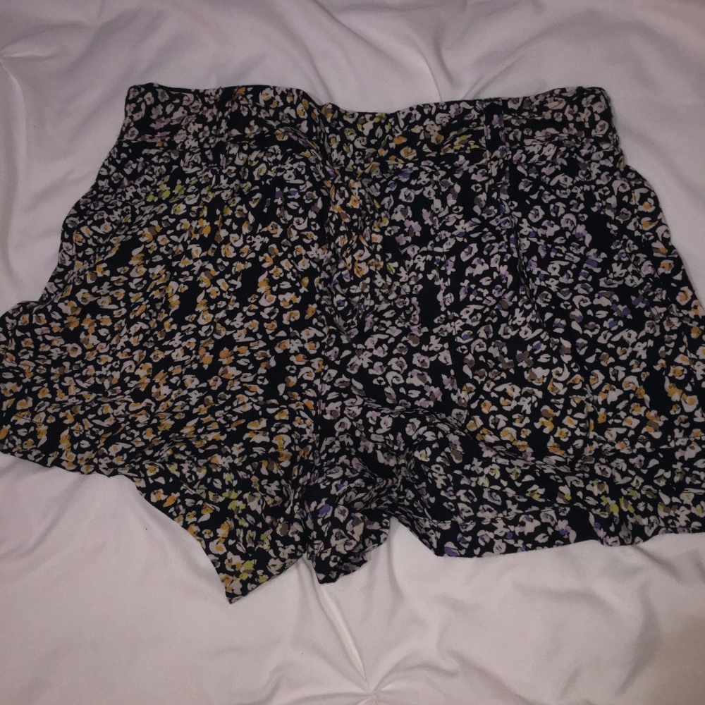 Jessica Simpson Shorts