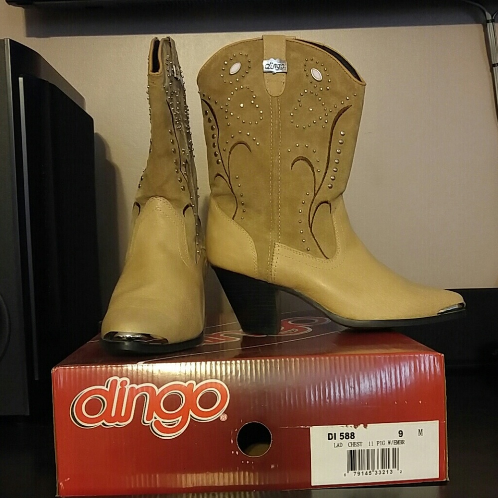 Dingo boots