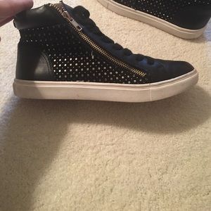 Steve Madden sneakers