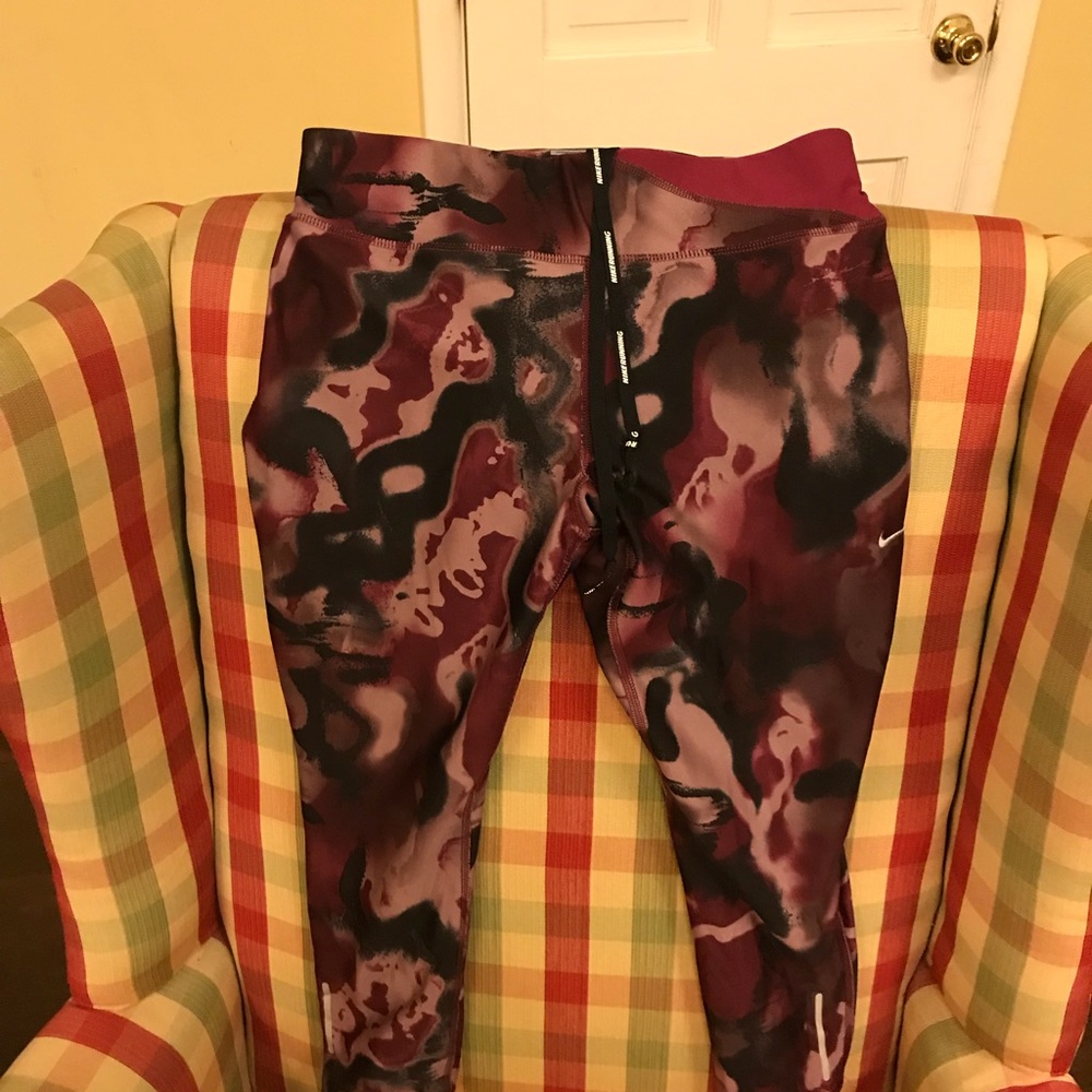 Nike cropped running tights