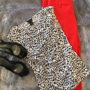 ANN TAYLOR Sleeveless Top B&W Spot Pattern