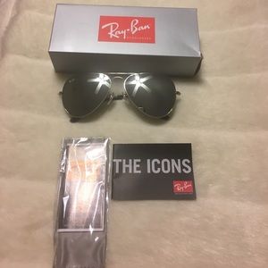 Brand new Ray Ban aviators.