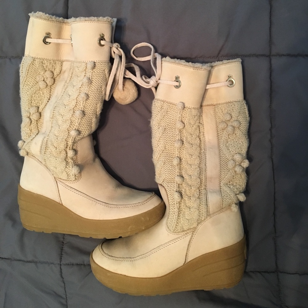 Juicy couture sweater boots