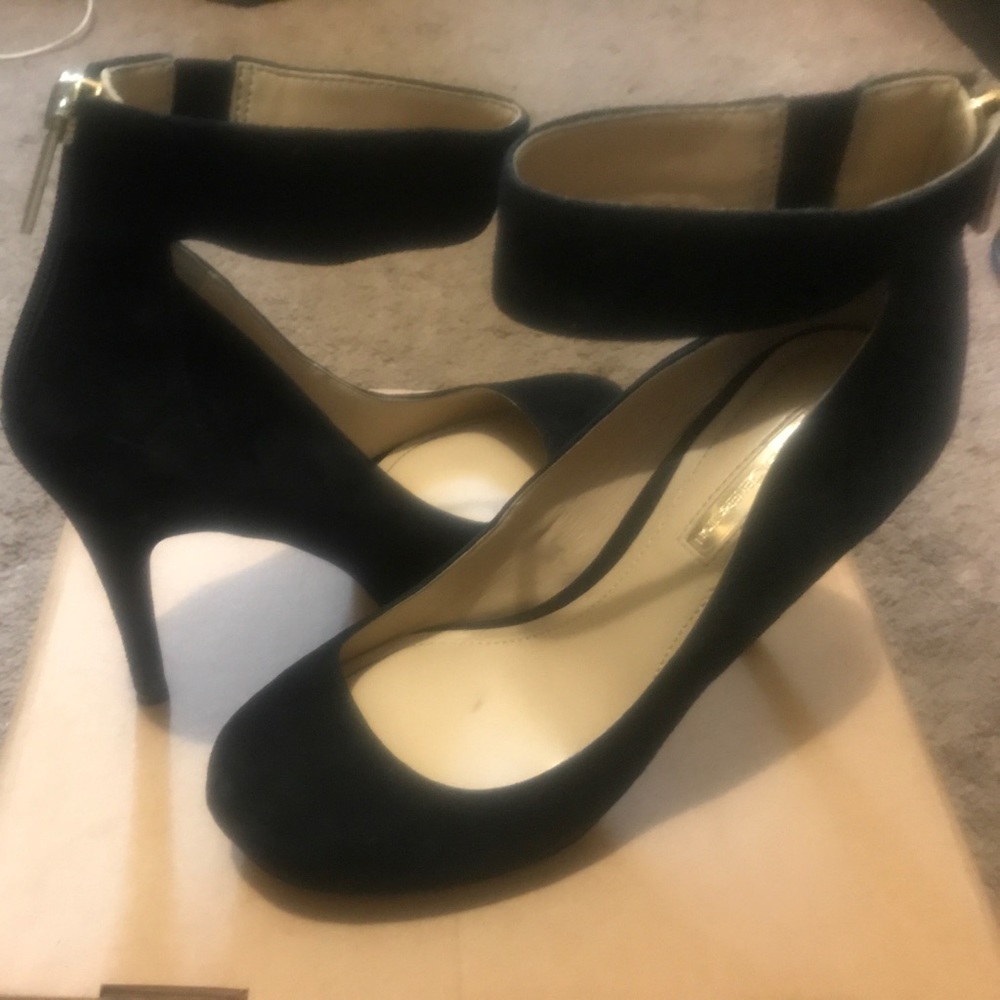 BCBG Suede shoes