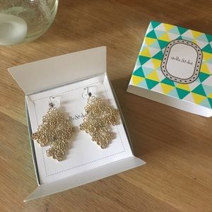 S&D Chantilly lace earrings