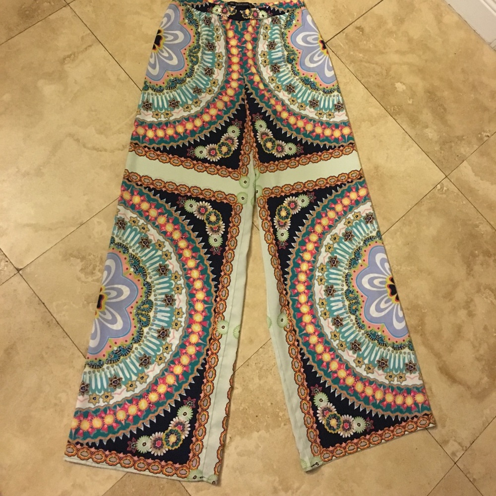 Zara elastic printed pants