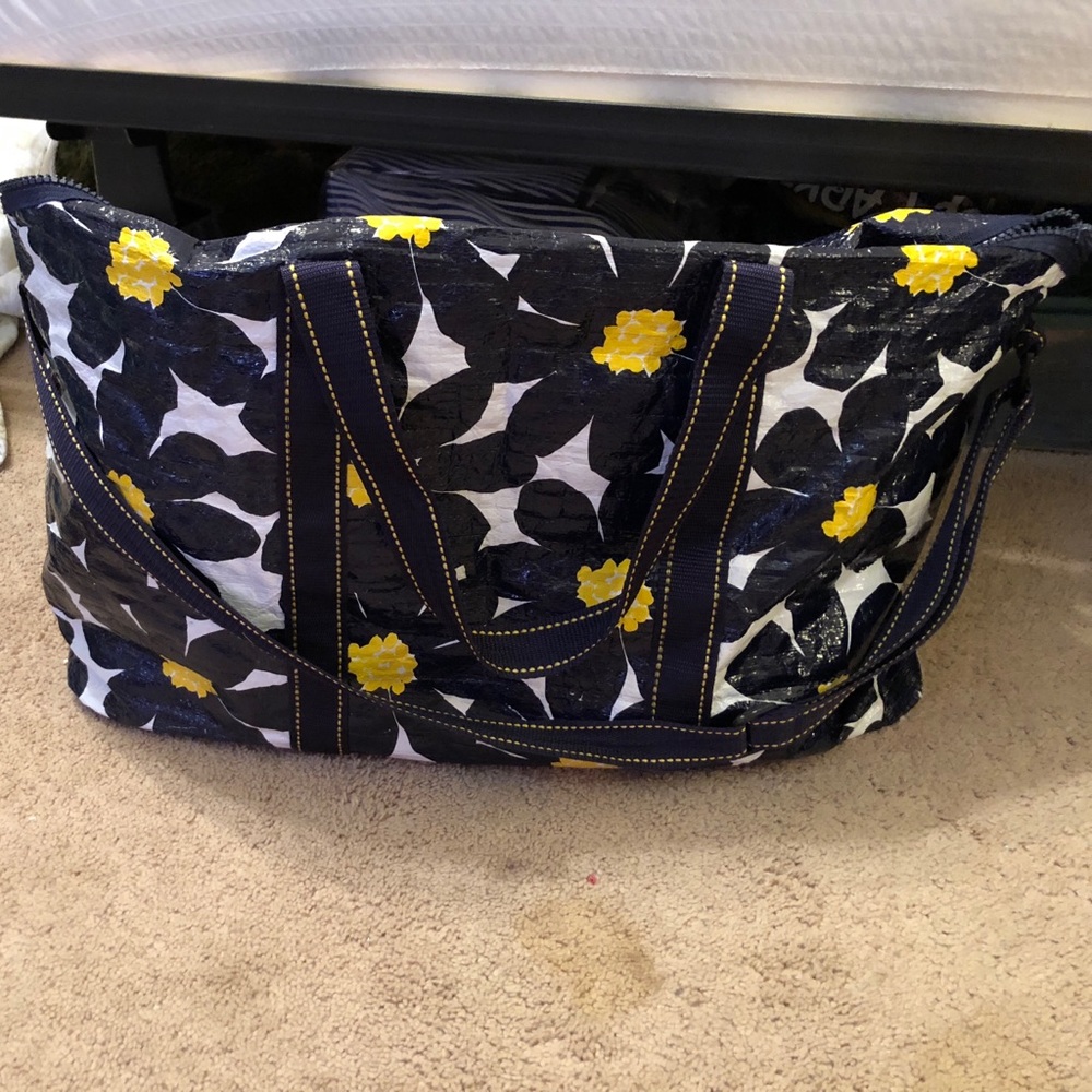 Large flower travel bag