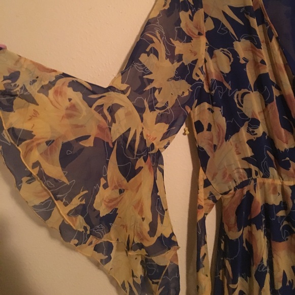 Beautiful blue with yellow maxi dress - Picture 4 of 6