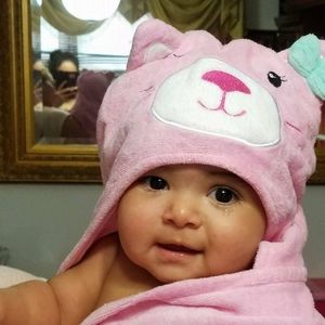 Meet your Posher, Carla