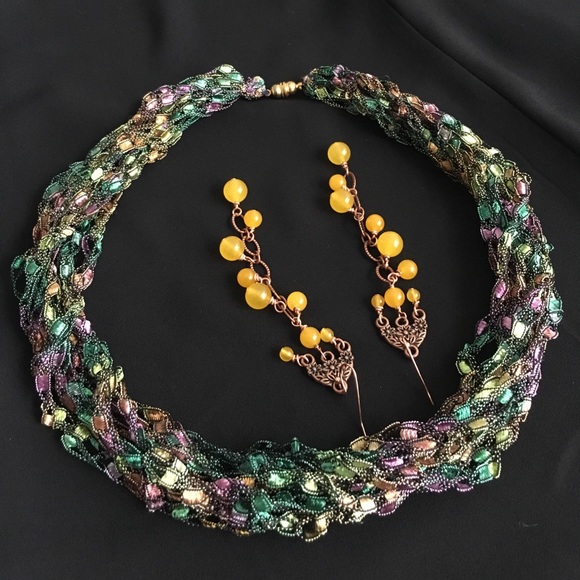 New fabric necklace.✨ - Picture 2 of 4