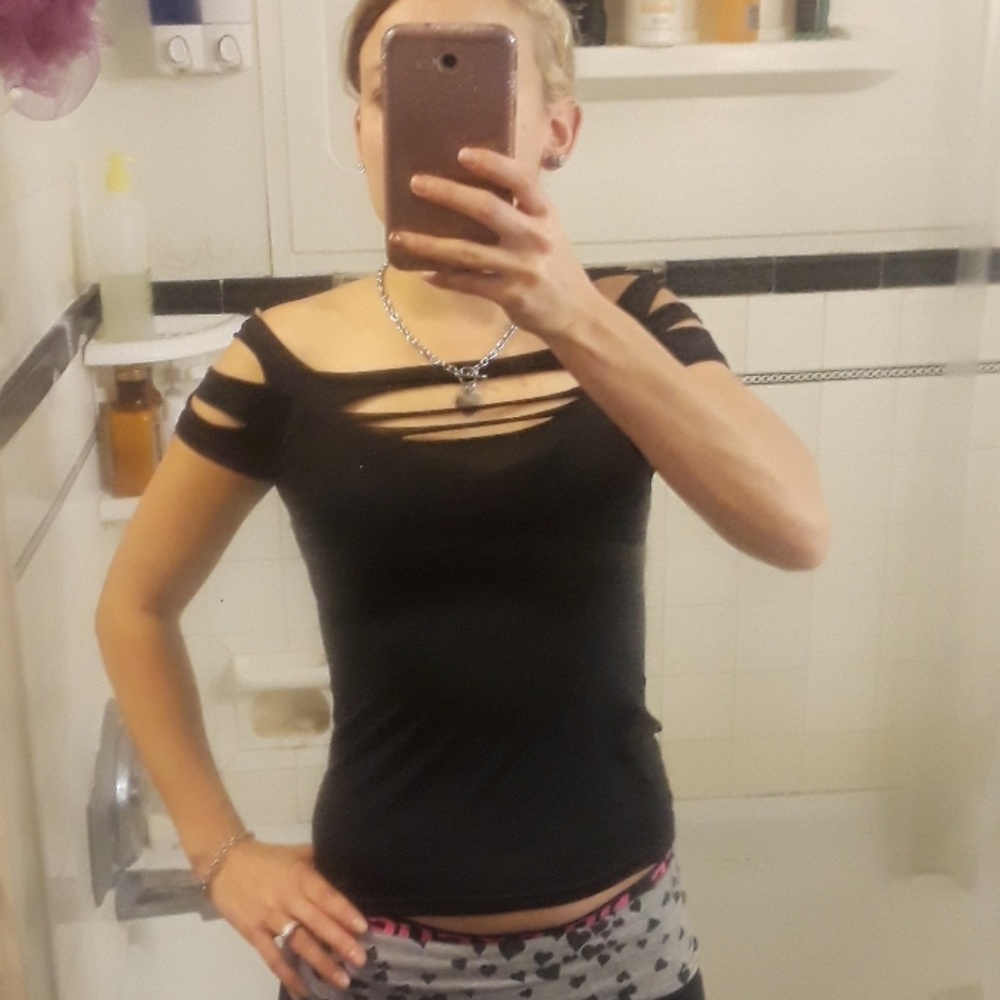 Size small black cute shirt