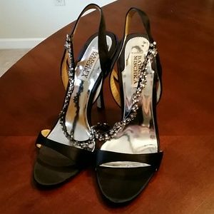 Badgley Mischka Crystal Strap Black kitten heels